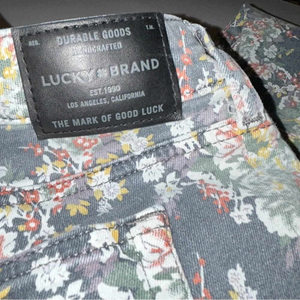 Lucky Brand Lolita Floral Print Jeans Women’s size 16W - Picture 8 of 9